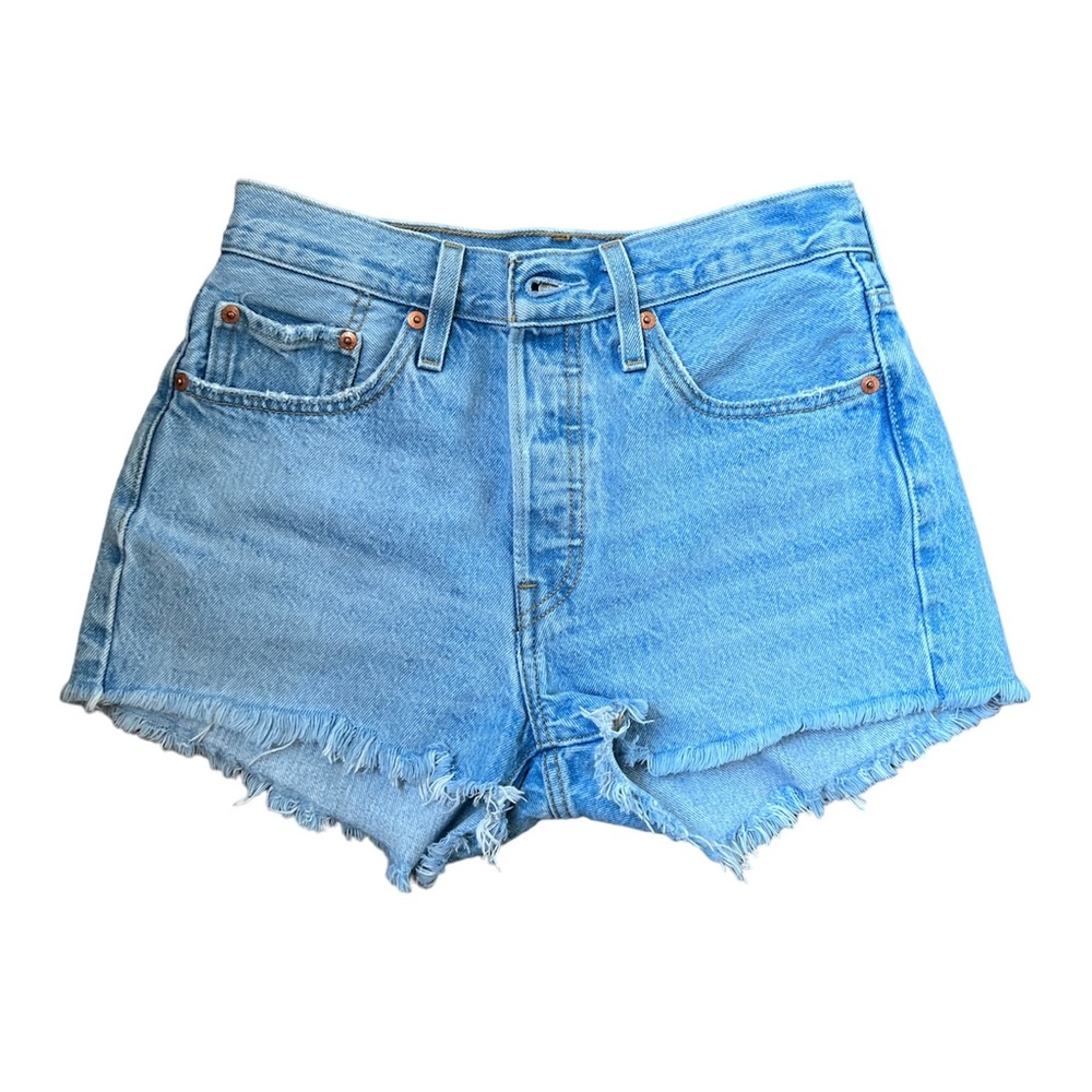 Levi’s 501 shorts size 26
